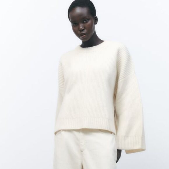 Zara Wool Sweater - Picture 9 of 11